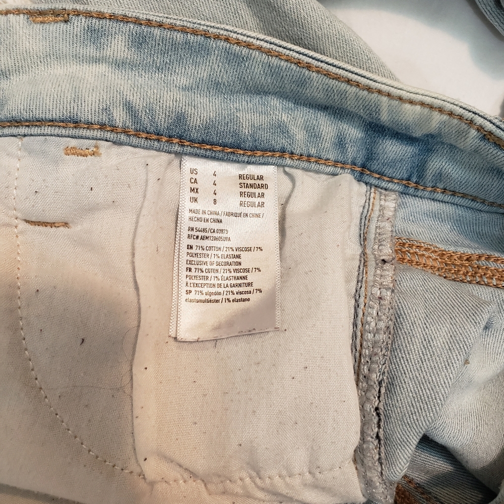 American eagle Light blue jeans